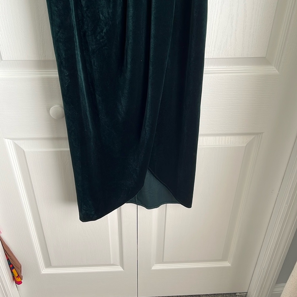 Lulu's Off the Shoulder Green Velvet Dress - Picture 5 of 9